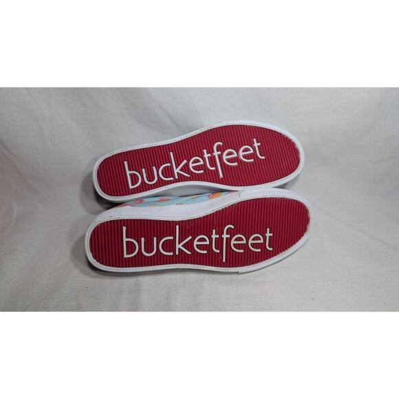 Bucketfeet Womens Mint Low Top Canvas Slip On Shoes Sz 8.5 Doughnuts Colorful - Picture 5 of 7